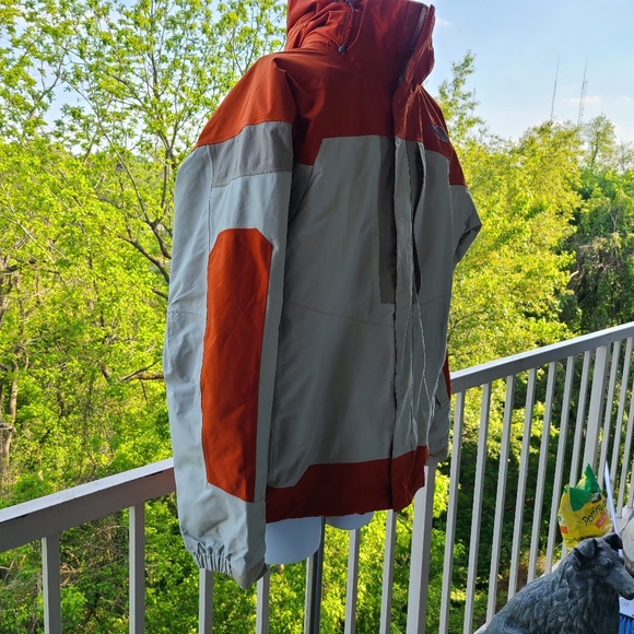 The North Face Summit HyVent Alpha Orange Ski Coat - Picture 6 of 8